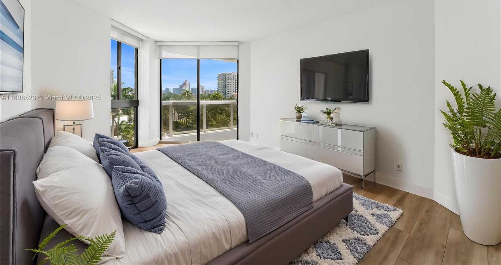 Small Image of 20185 EAST COUNTRY CLUB DR #505, Aventura Number 12