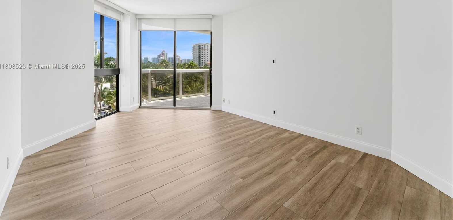 Small Image of 20185 EAST COUNTRY CLUB DR #505, Aventura Number 13