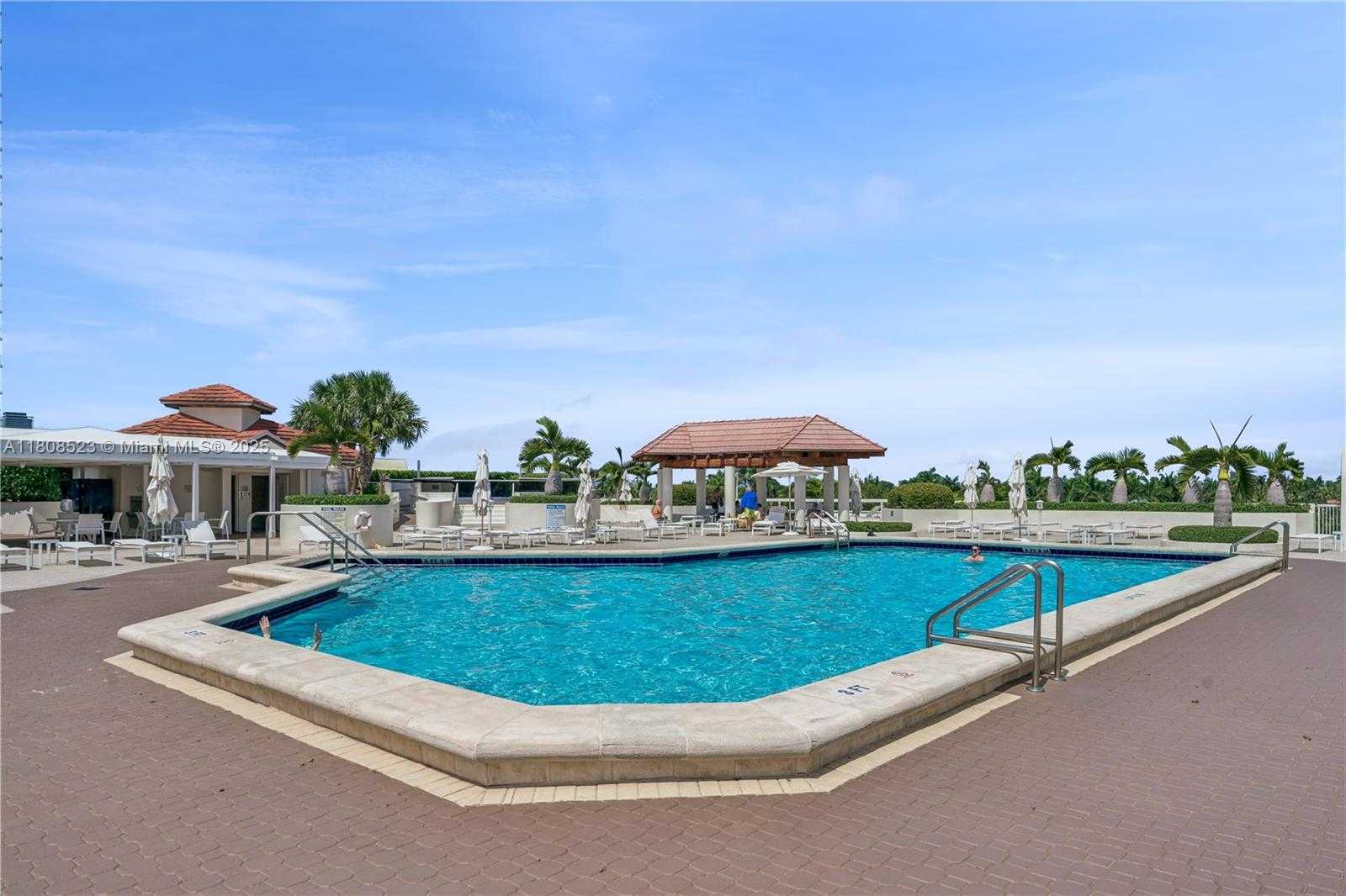 Small Image of 20185 EAST COUNTRY CLUB DR #505, Aventura Number 27