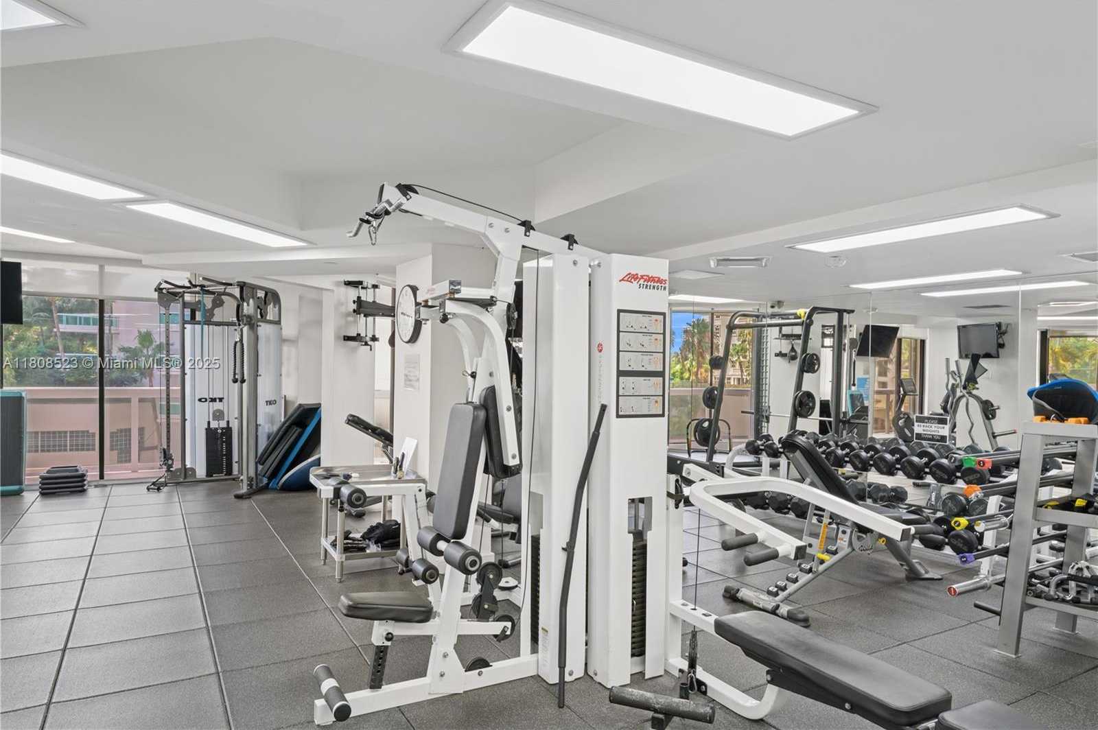 Small Image of 20185 EAST COUNTRY CLUB DR #505, Aventura Number 28