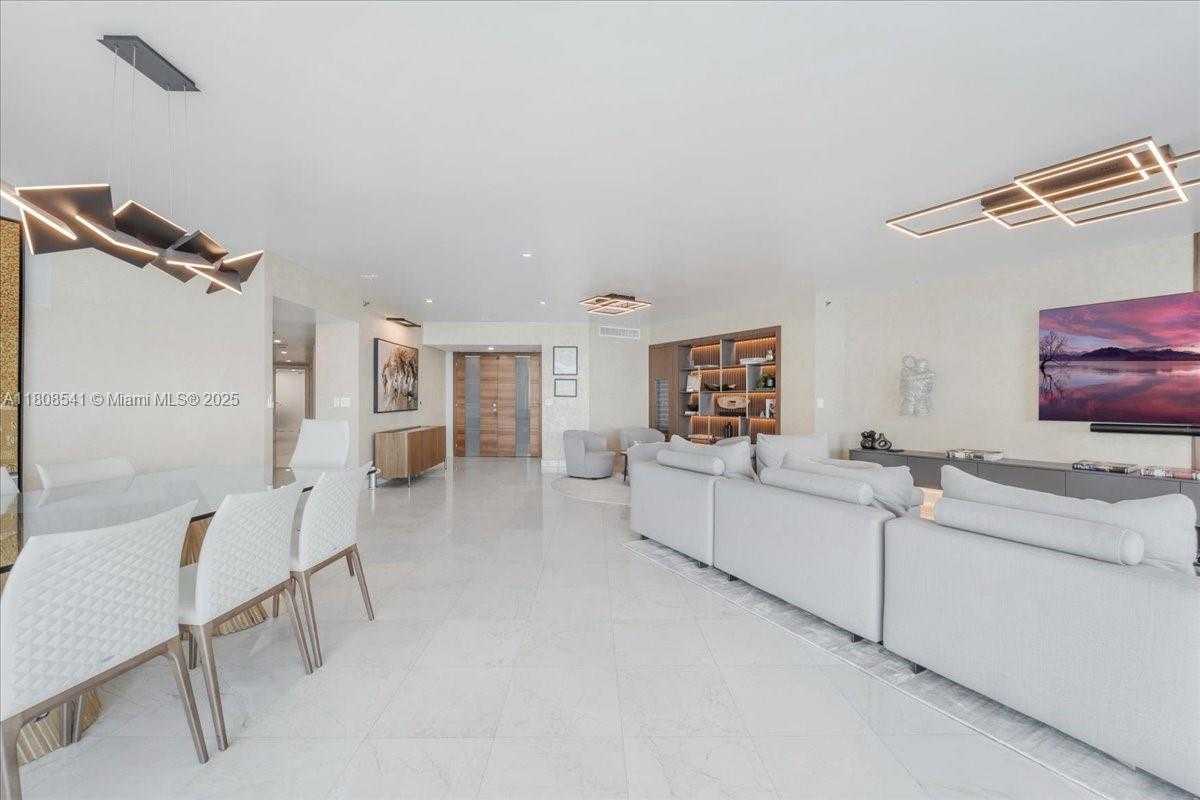 Small Image of 2127 BRICKELL AVE #2302, Miami Number 17