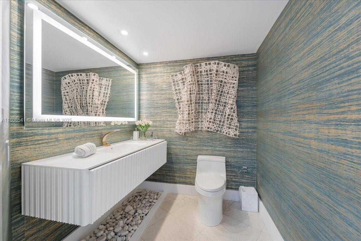 Small Image of 2127 BRICKELL AVE #2302, Miami Number 19