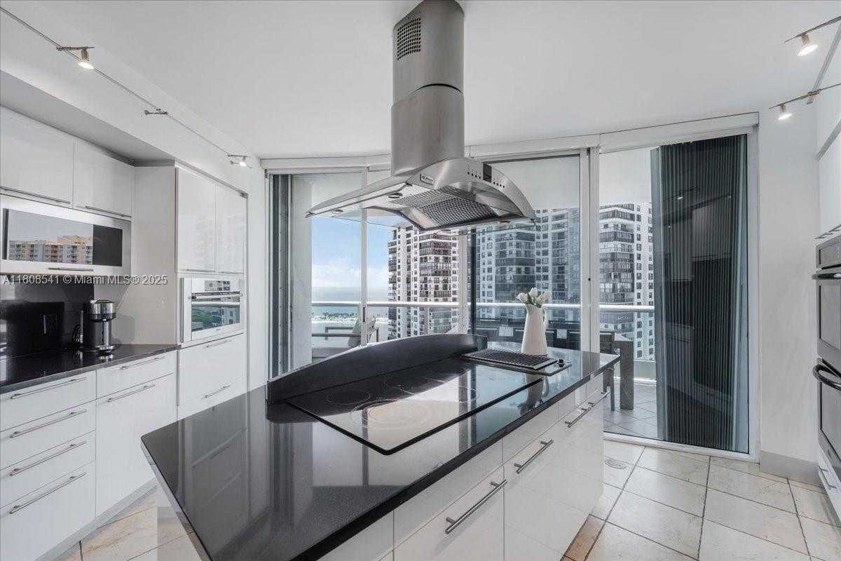 Small Image of 2127 BRICKELL AVE #2302, Miami Number 23
