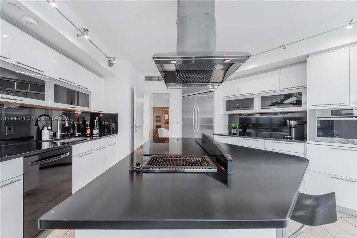 Small Image of 2127 BRICKELL AVE #2302, Miami Number 24