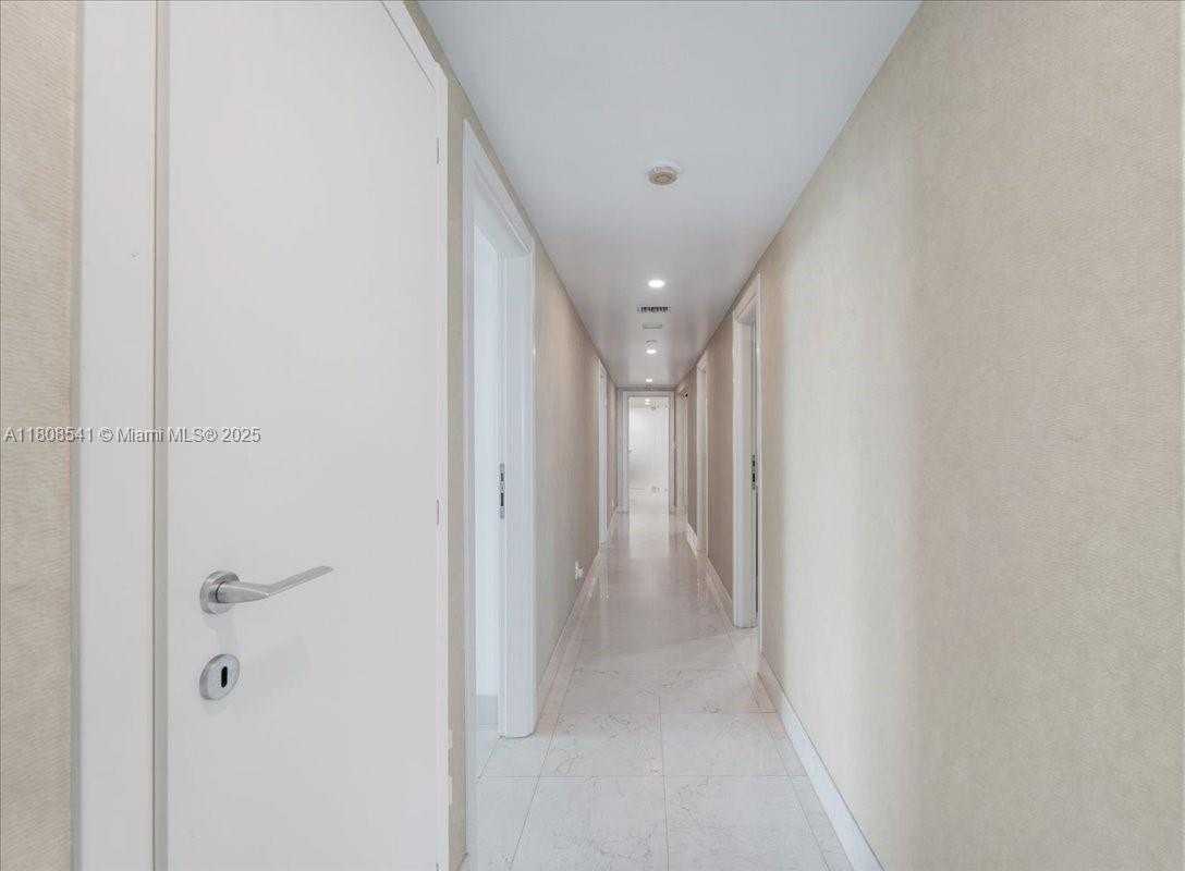 Small Image of 2127 BRICKELL AVE #2302, Miami Number 26