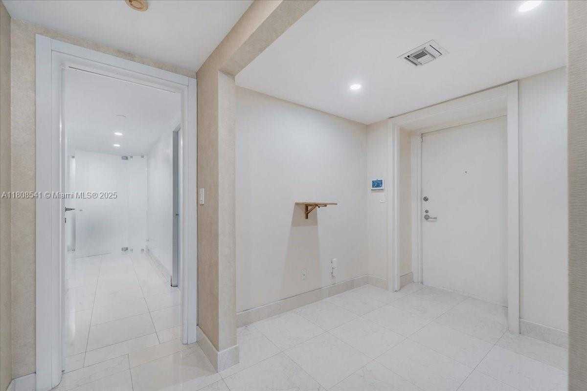 Small Image of 2127 BRICKELL AVE #2302, Miami Number 46