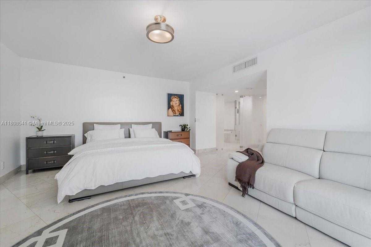 Small Image of 2127 BRICKELL AVE #2302, Miami Number 50