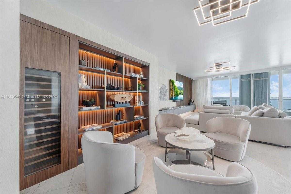 Small Image of 2127 BRICKELL AVE #2302, Miami Number 6