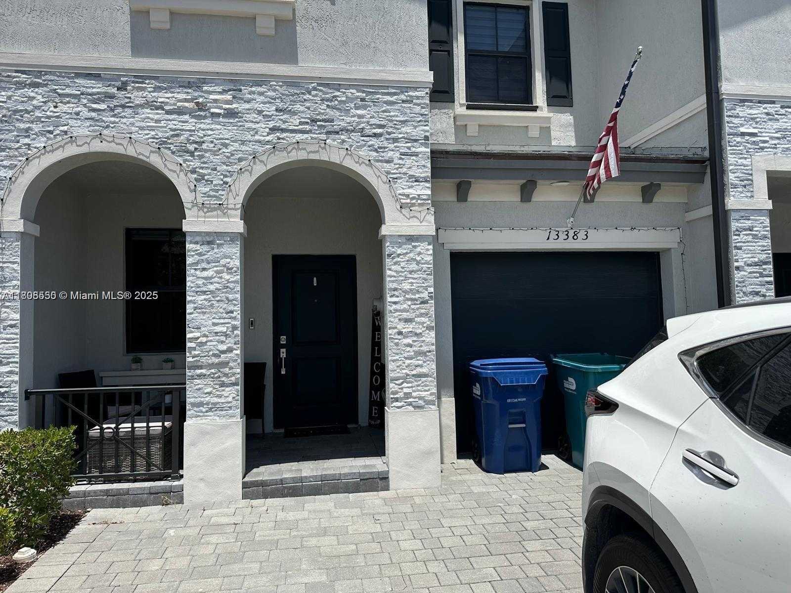 Small Image of 13383 SOUTH WEST 287TH TER, Homestead Number 3