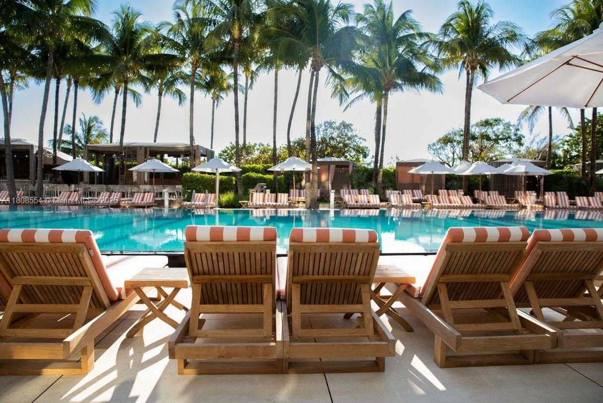 Small Image of 2201 COLLINS AVE #1511, Miami Beach Number 35