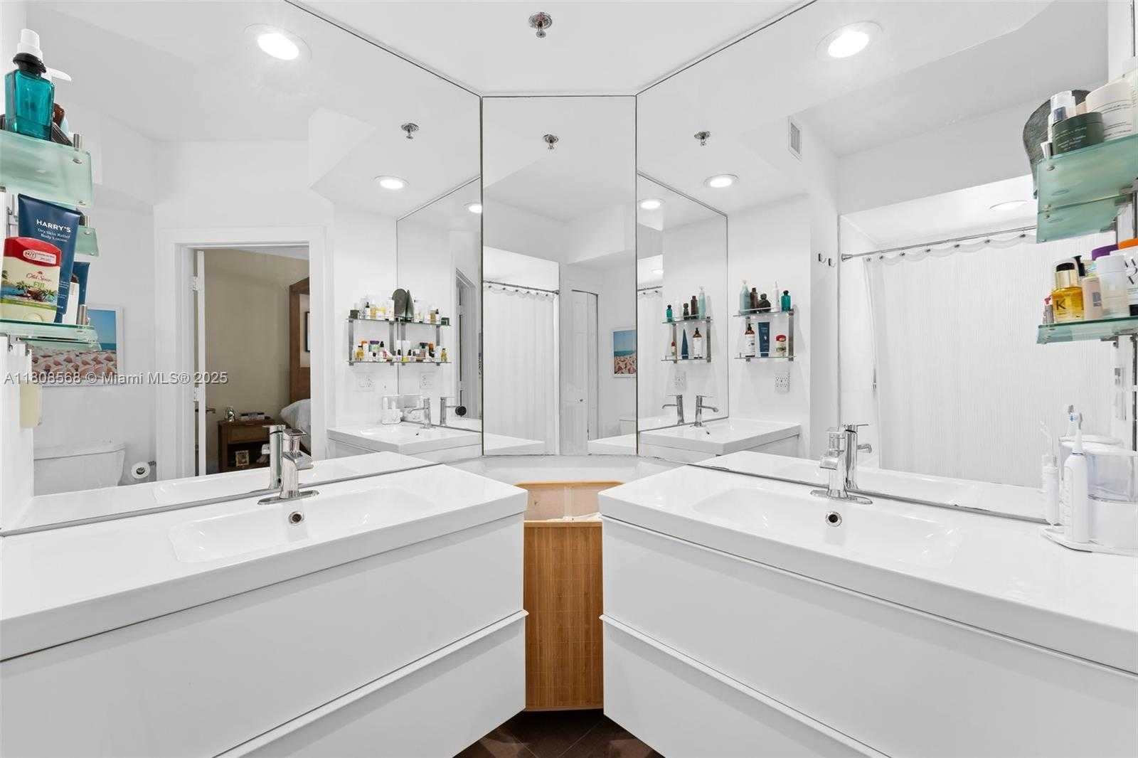 Small Image of 3245 NORTH EAST 184TH ST #13402, Aventura Number 21