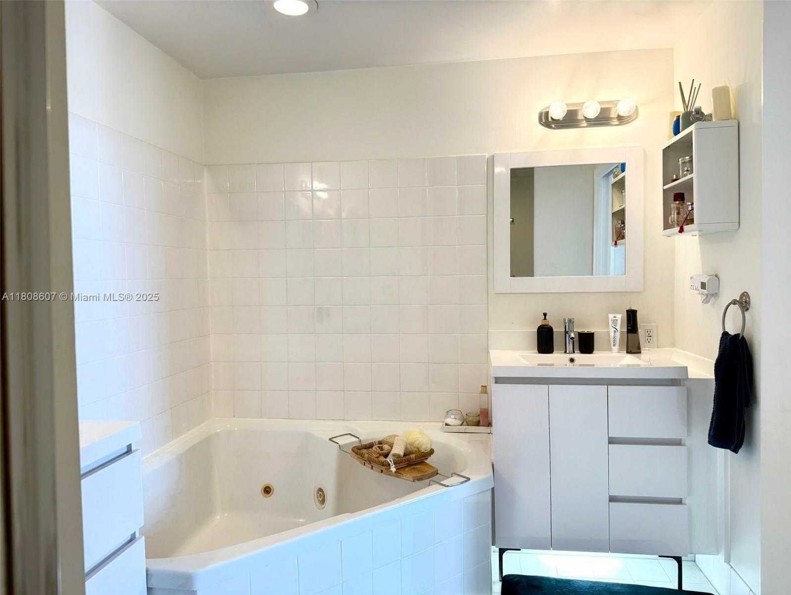 Small Image of 9725 NORTH WEST 52ND ST #421, Doral Number 13