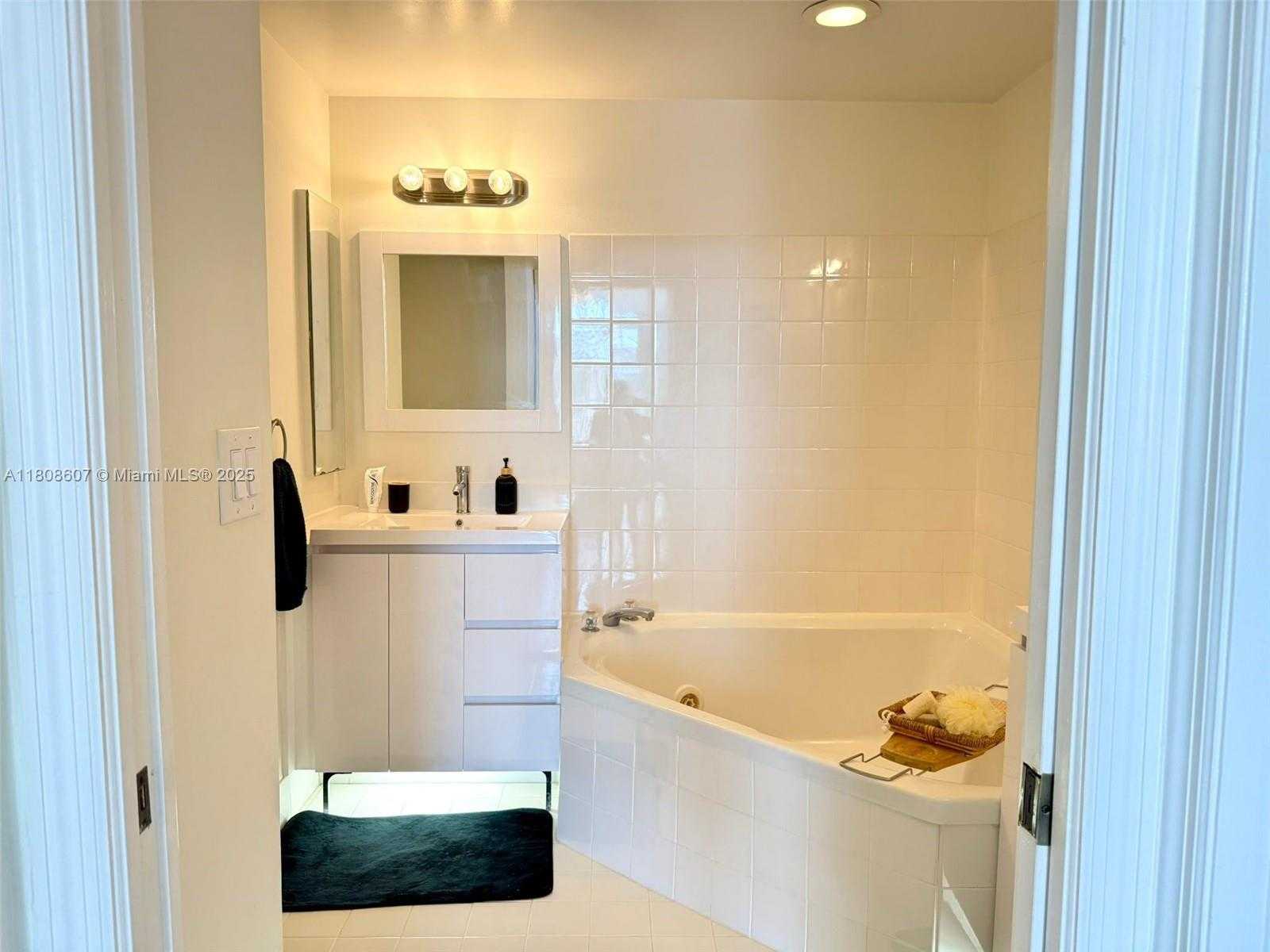 Small Image of 9725 NORTH WEST 52ND ST #421, Doral Number 27