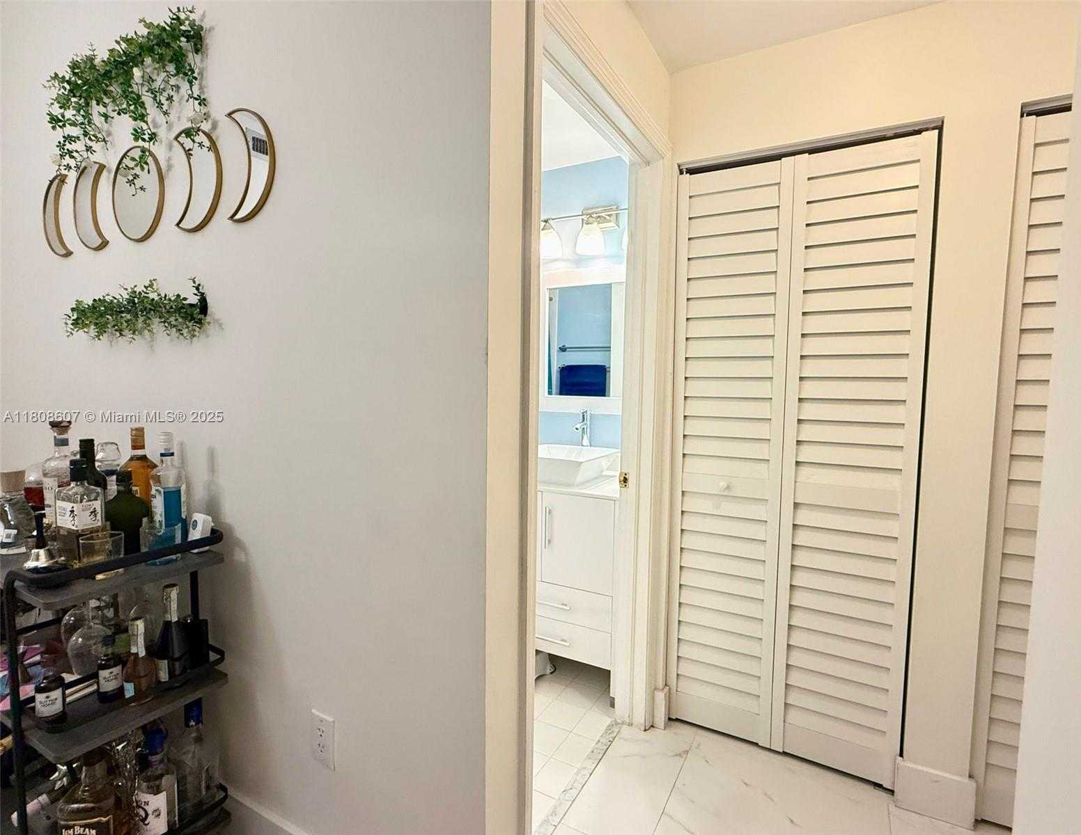 Small Image of 9725 NORTH WEST 52ND ST #421, Doral Number 29
