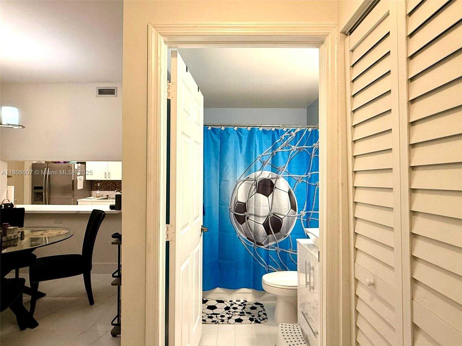 Small Image of 9725 NORTH WEST 52ND ST #421, Doral Number 32