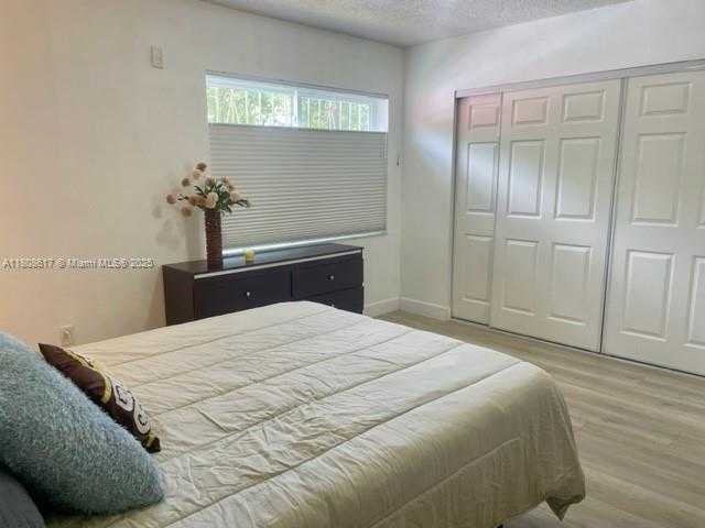 Small Image of 200 NORTH WEST 107TH AVE #106, Miami Number 14