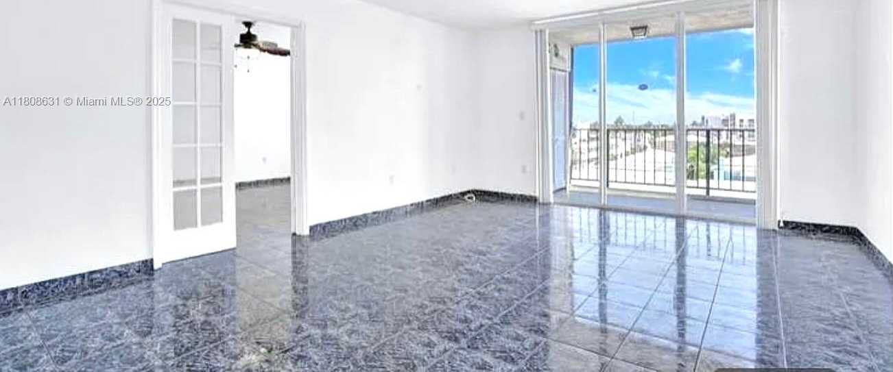 Small Image of 7850 BYRON AVENUE #506, Miami Beach Number 3