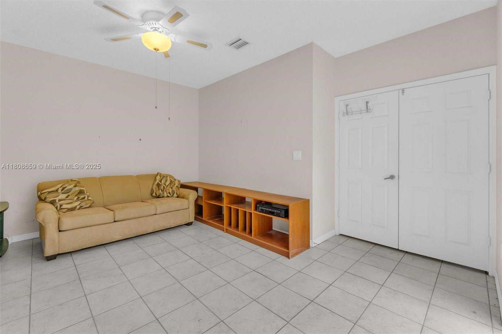 Small Image of 1270 WEEPING WILLOW WAY, Hollywood Number 10