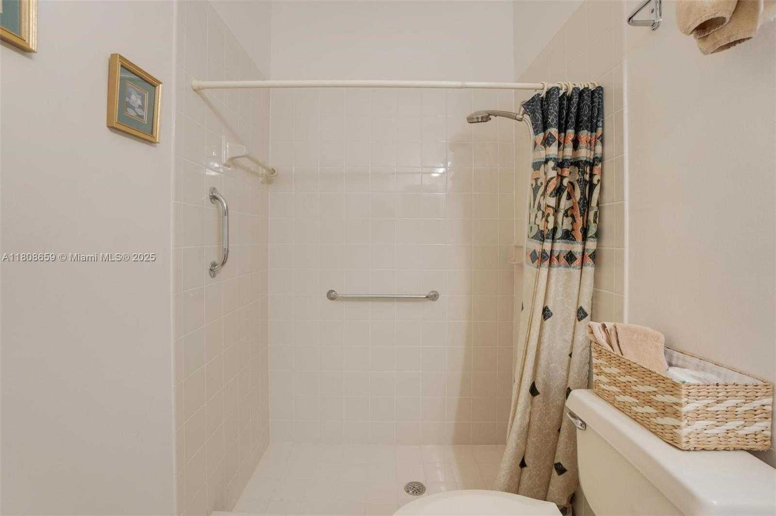 Small Image of 1270 WEEPING WILLOW WAY, Hollywood Number 22