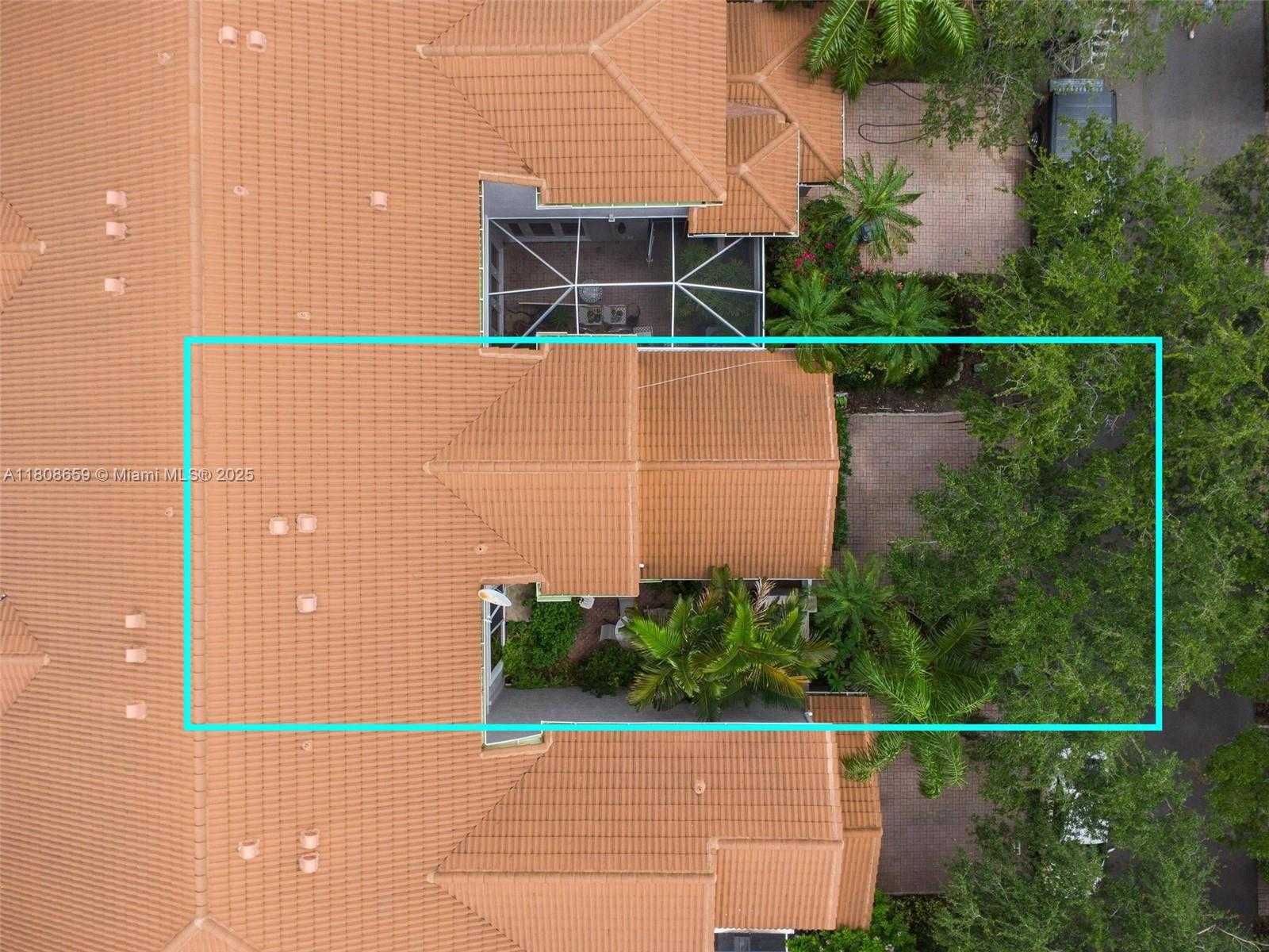 Small Image of 1270 WEEPING WILLOW WAY, Hollywood Number 24