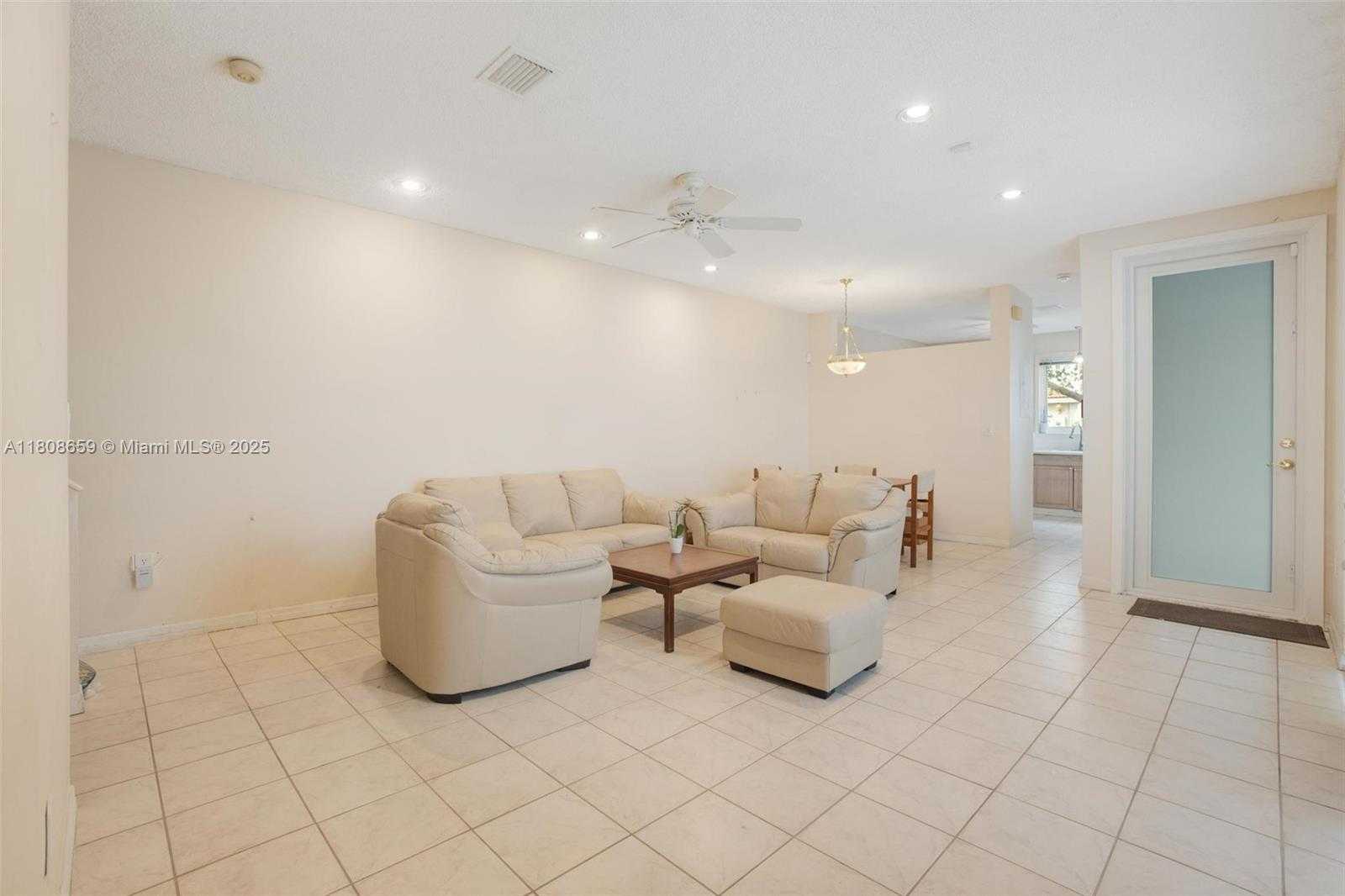 Small Image of 1270 WEEPING WILLOW WAY, Hollywood Number 6