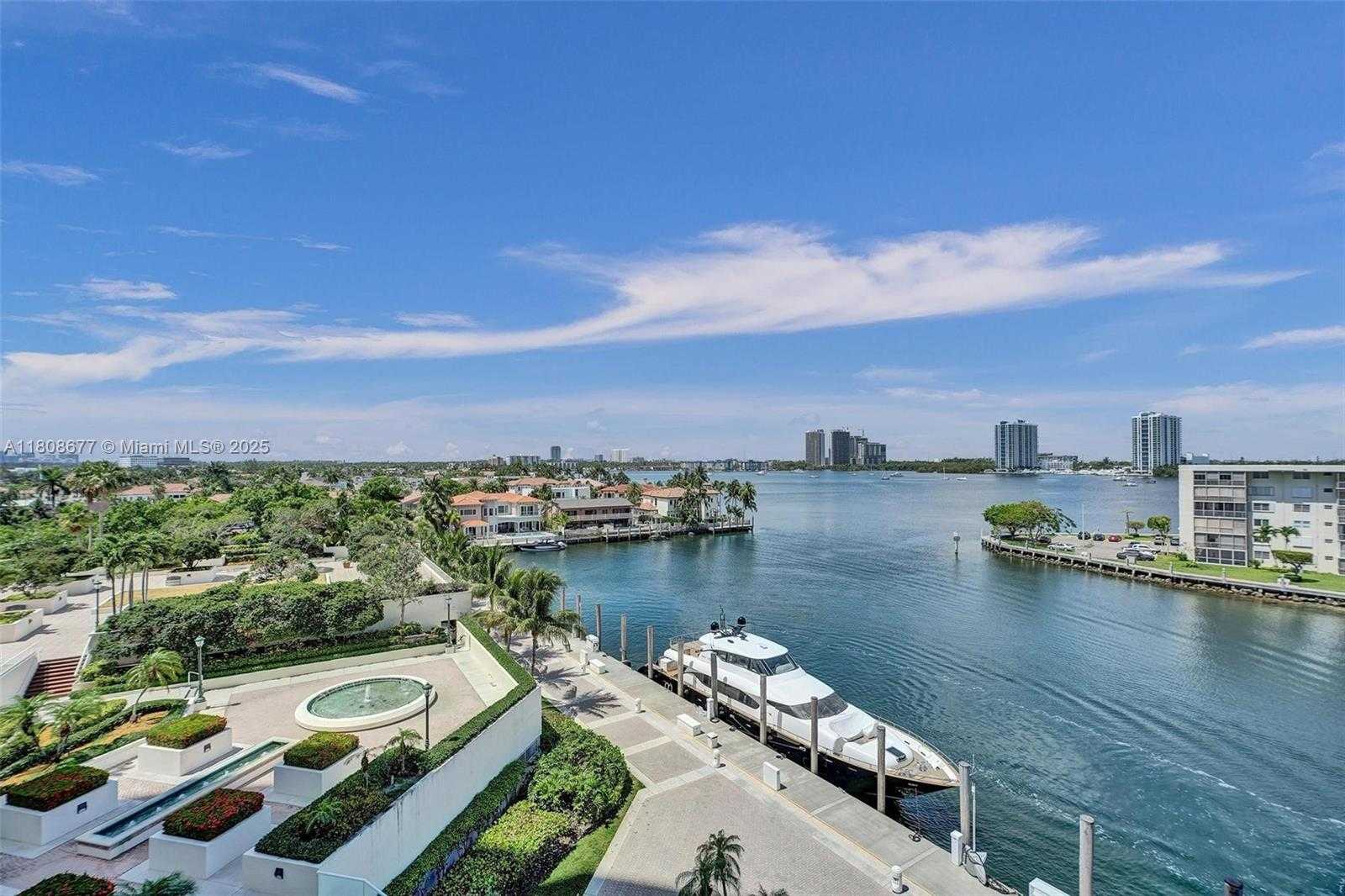 Small Image of 1000 WEST ISLAND BLVD #611, Aventura Number 24