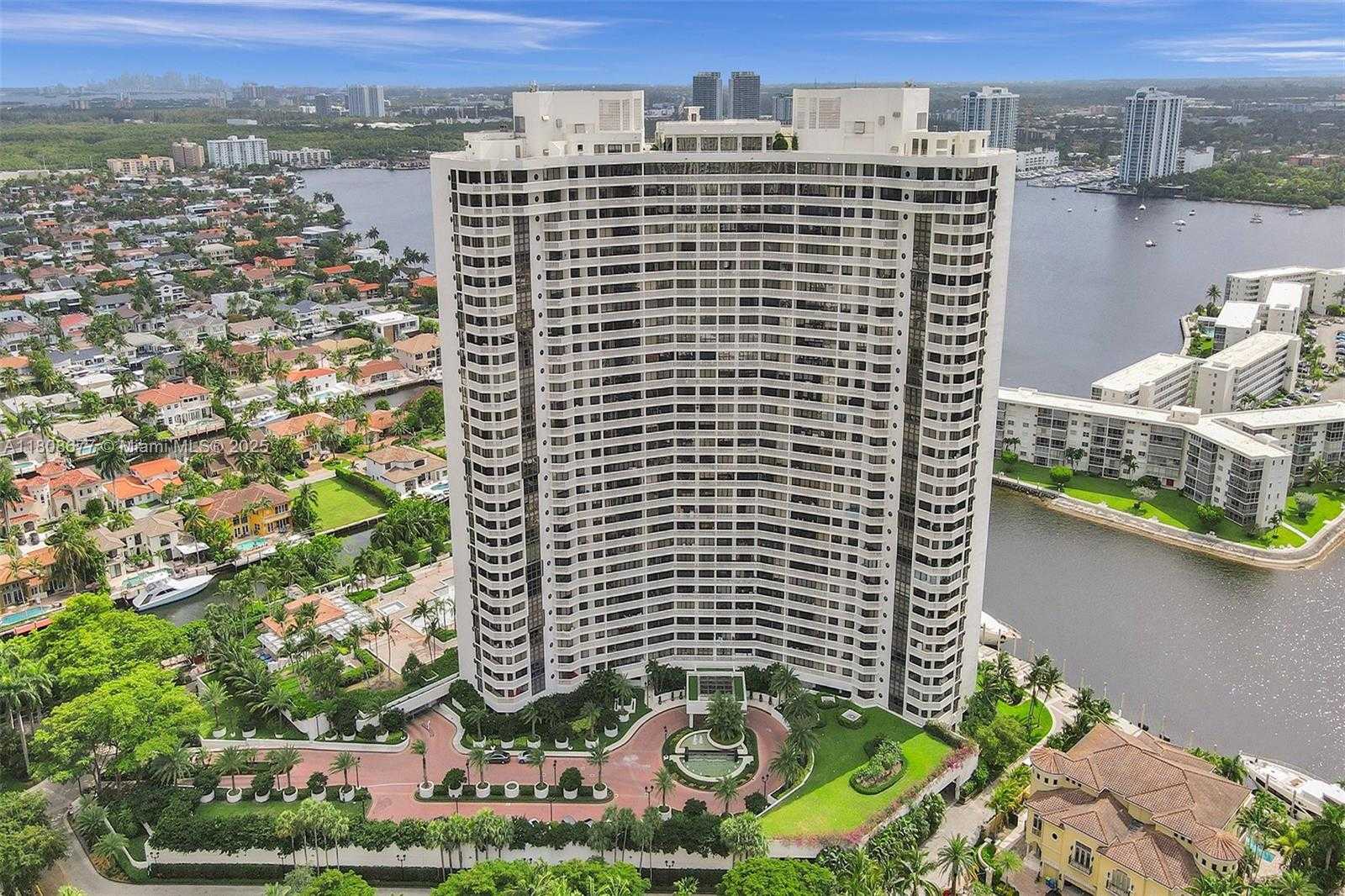 Small Image of 1000 WEST ISLAND BLVD #611, Aventura Number 29