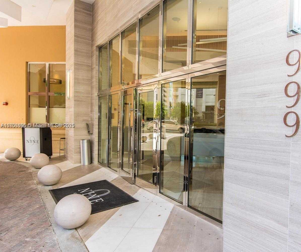 Small Image of 999 1ST AVE #2707, Miami Number 3