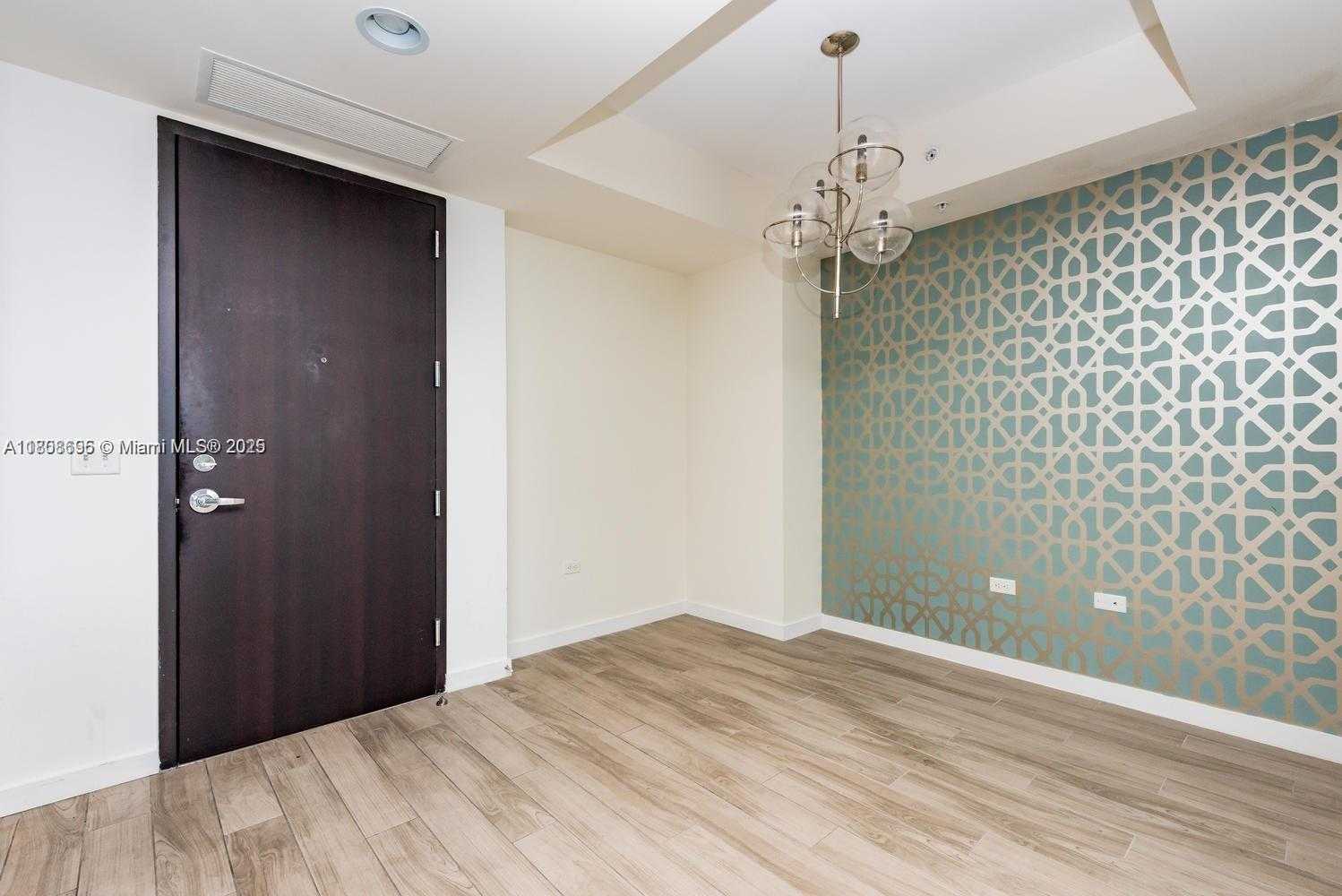 Small Image of 999 1ST AVE #2707, Miami Number 5