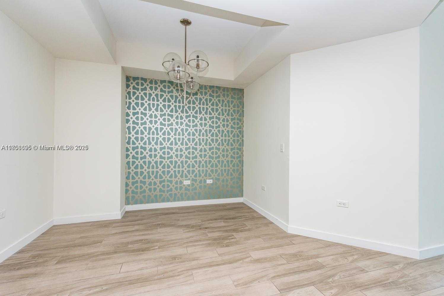 Small Image of 999 1ST AVE #2707, Miami Number 6
