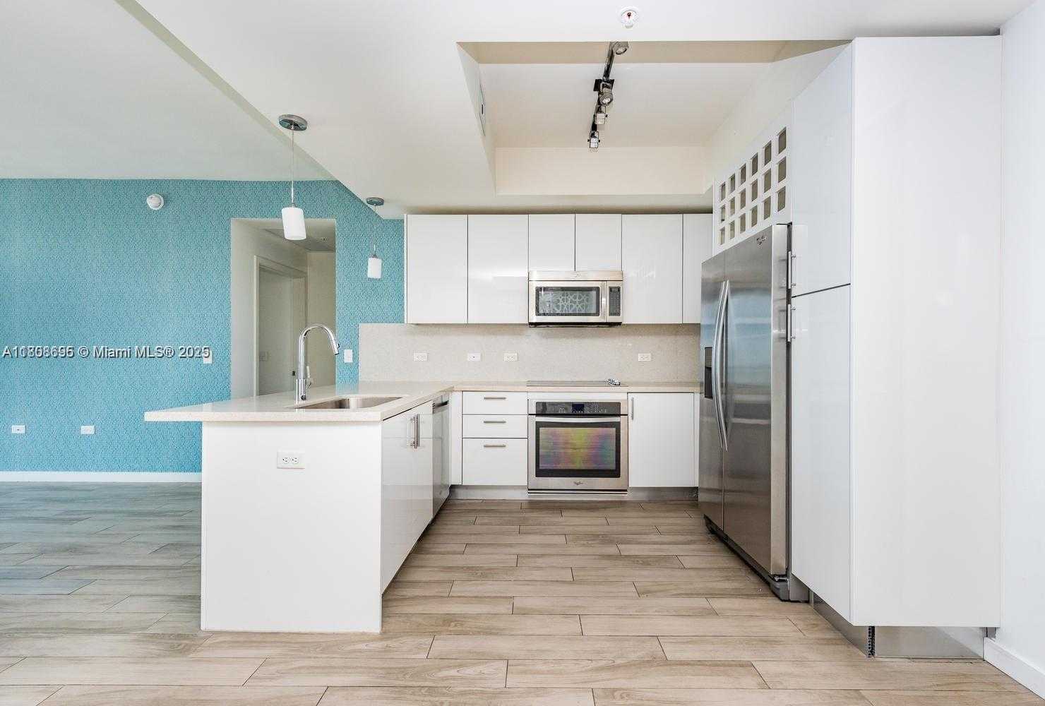 Small Image of 999 1ST AVE #2707, Miami Number 8