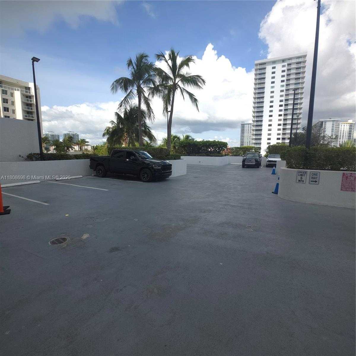 Small Image of 17375 COLLINS AVE #1101, Sunny Isles Beach Number 34