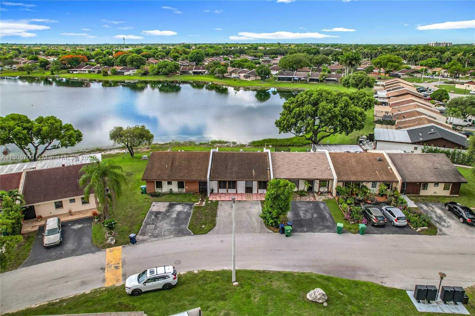 Small Image of 5003 SOUTH WEST 139TH CT, Miami Number 23