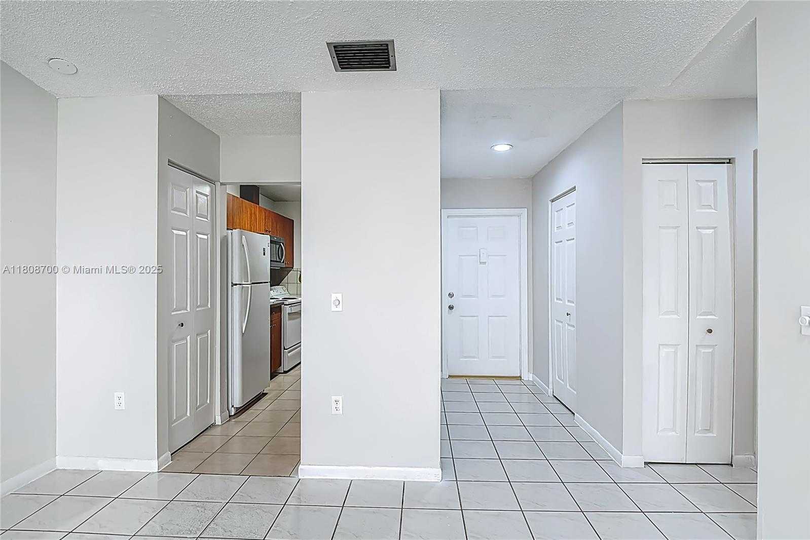 Small Image of 5003 SOUTH WEST 139TH CT, Miami Number 3