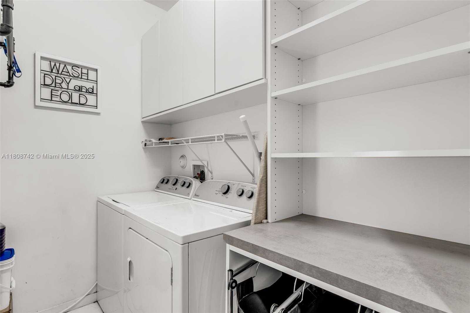 Small Image of 17612 SOUTH WEST 153RD AVE, Miami Number 13