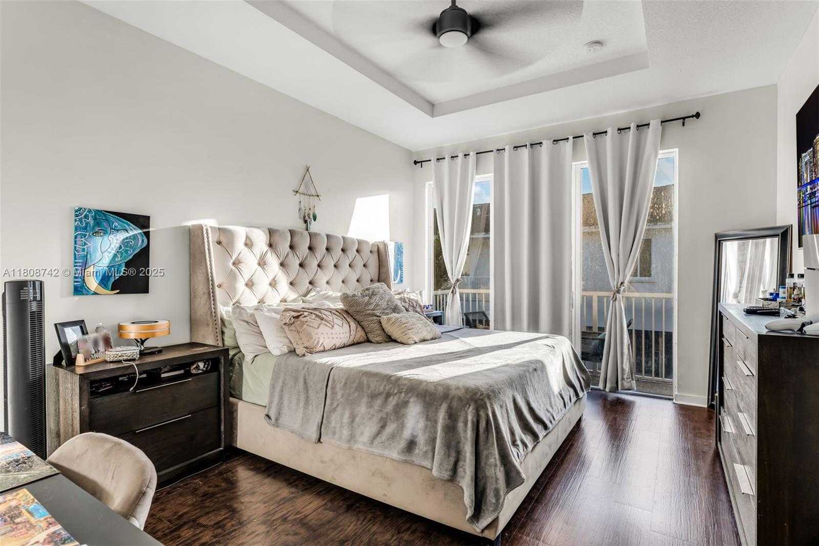 Small Image of 17612 SOUTH WEST 153RD AVE, Miami Number 14