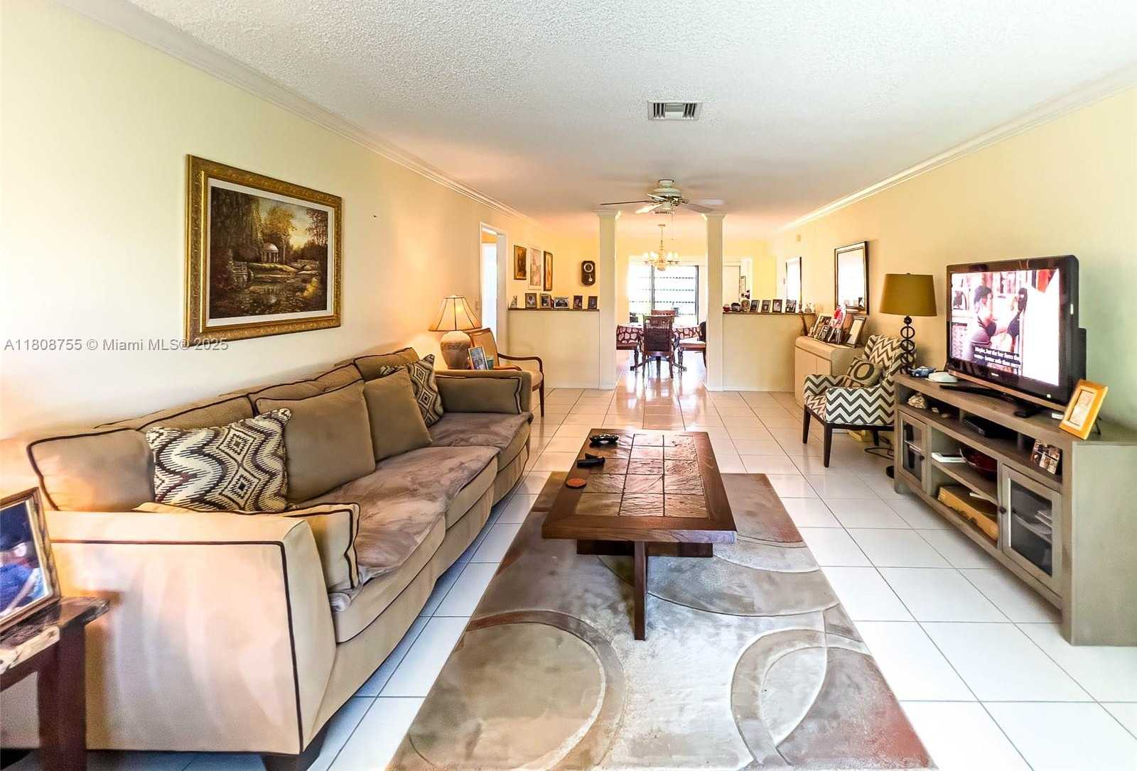 Small Image of 10198 DOVEWOOD LN #A, Boynton Beach Number 6