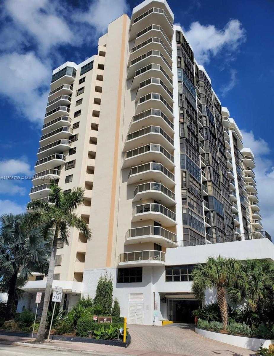 Small Image of 6423 COLLINS AVE #1001, Miami Beach Number 20