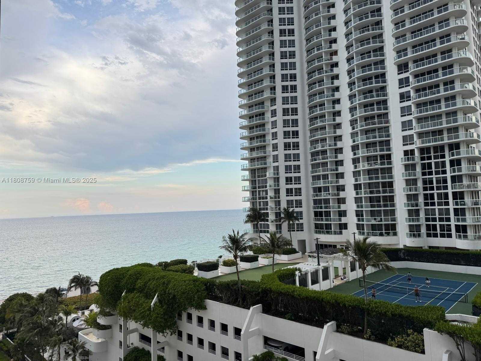 Small Image of 6423 COLLINS AVE #1001, Miami Beach Number 22