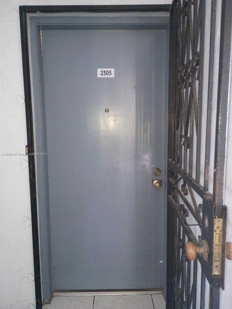 Small Image of 1800 SOUTH WEST 25TH ST #2305, Miami Number 2