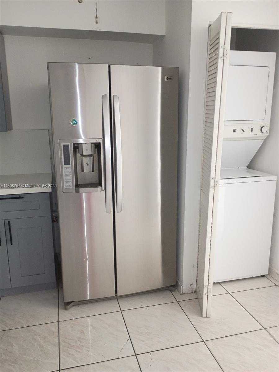 Small Image of 1800 SOUTH WEST 25TH ST #2305, Miami Number 7