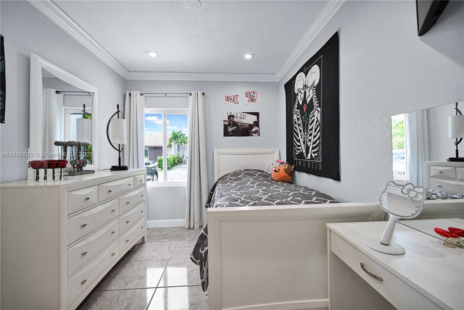 Small Image of 14103 SOUTH WEST 55TH ST, Miami Number 17