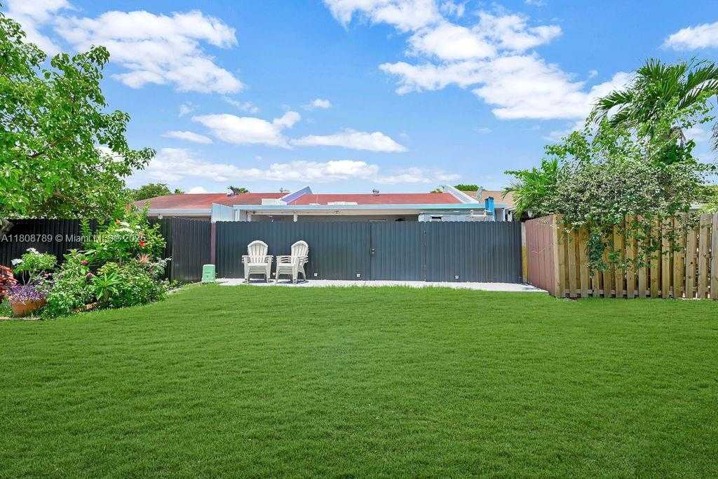 Small Image of 14103 SOUTH WEST 55TH ST, Miami Number 33