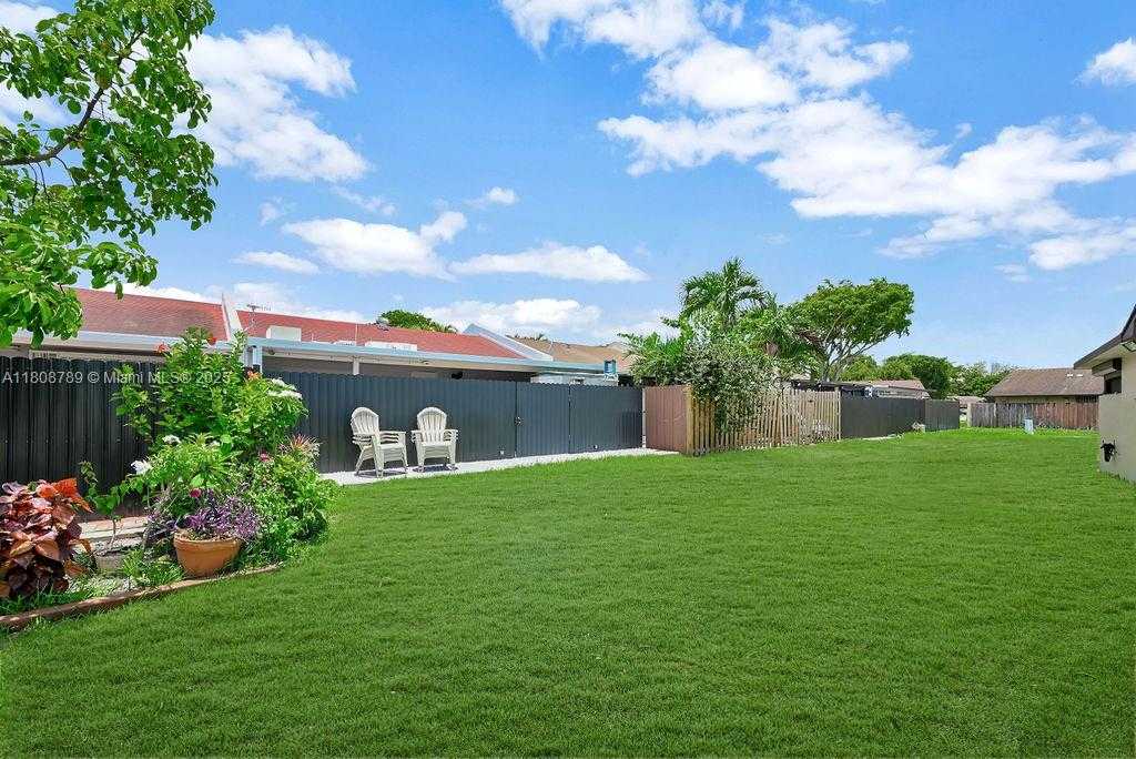 Small Image of 14103 SOUTH WEST 55TH ST, Miami Number 34