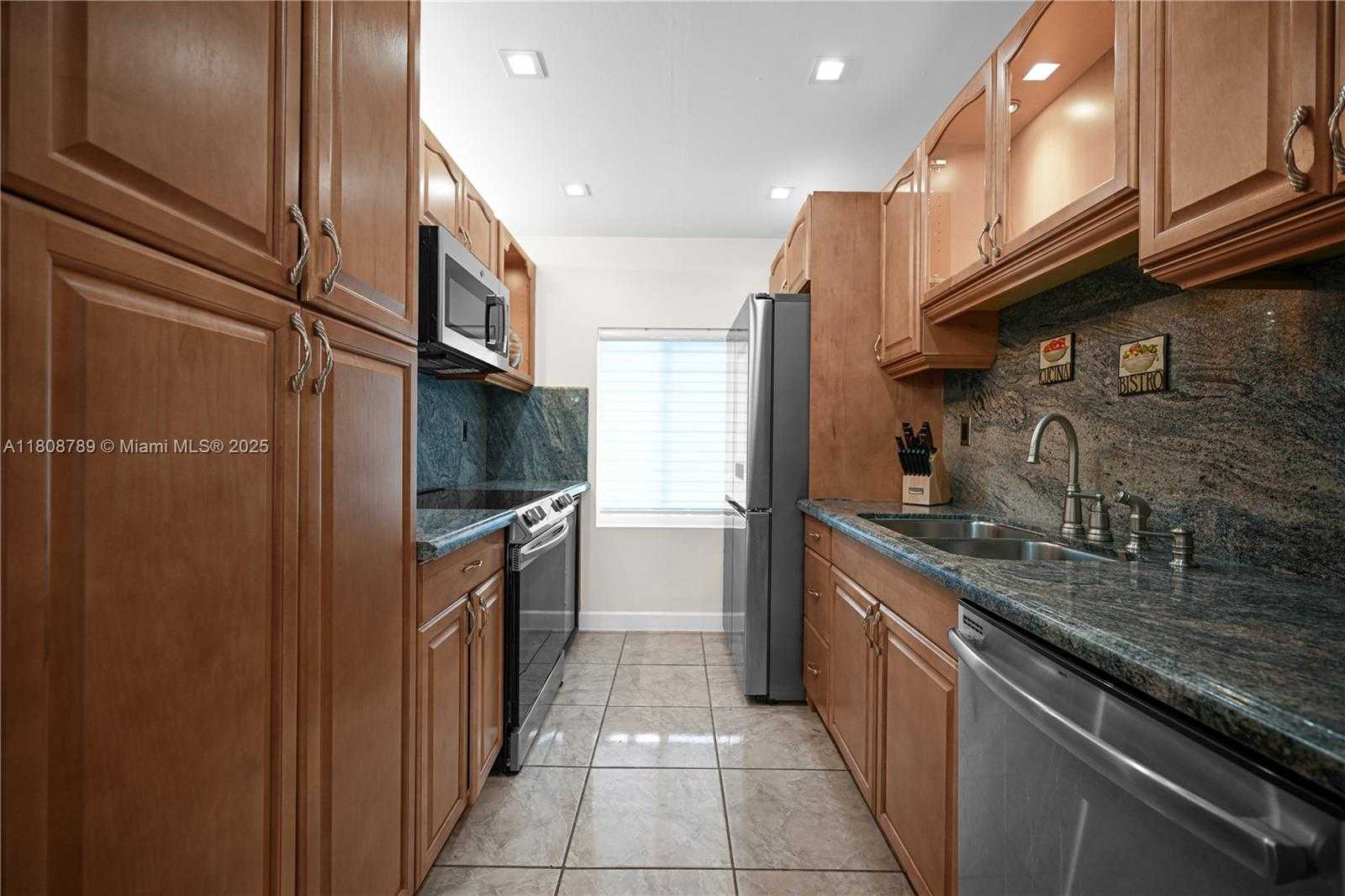Small Image of 14103 SOUTH WEST 55TH ST, Miami Number 8