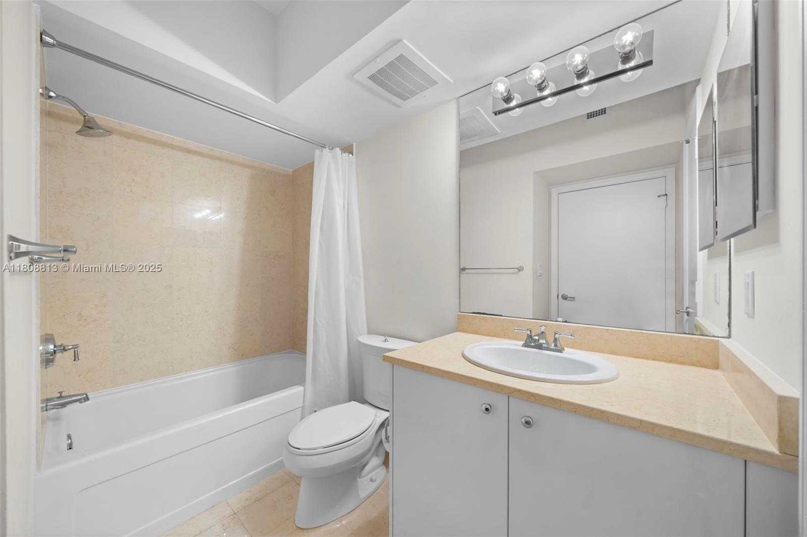 Small Image of 19900 EAST COUNTRY CLUB DR #706, Aventura Number 9