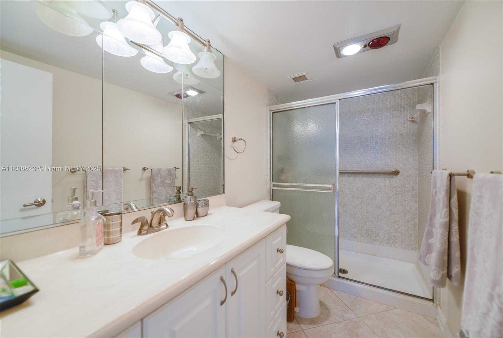 Small Image of 1950 SOUTH OCEAN DR #18Q, Hallandale Beach Number 16