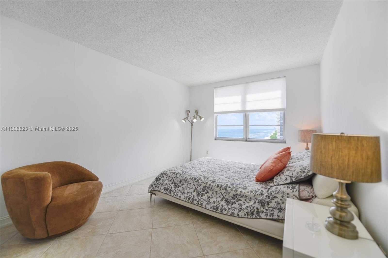 Small Image of 1950 SOUTH OCEAN DR #18Q, Hallandale Beach Number 19