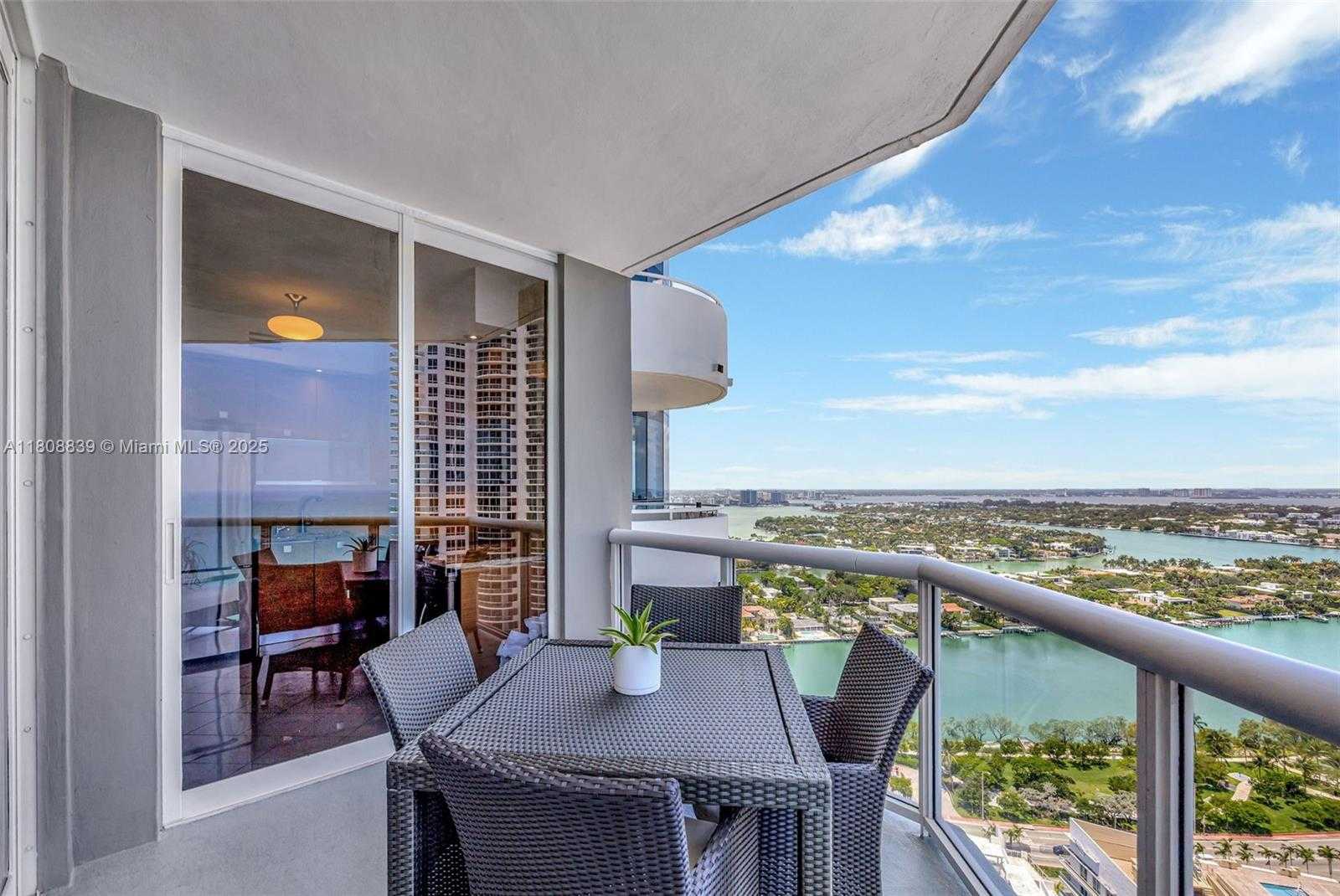 Small Image of 6301 COLLINS AVE #TS8, Miami Beach Number 23