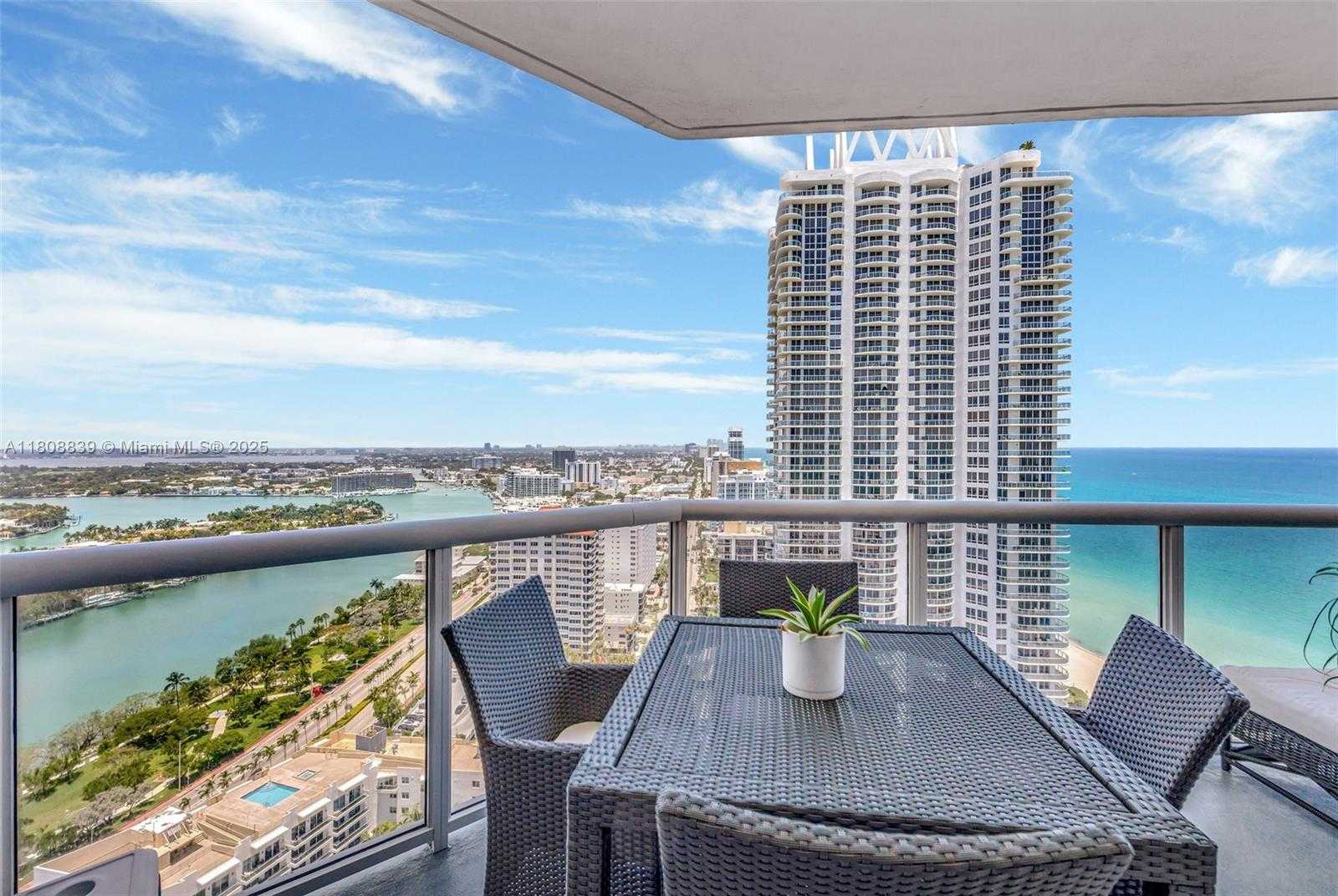 Small Image of 6301 COLLINS AVE #TS8, Miami Beach Number 25